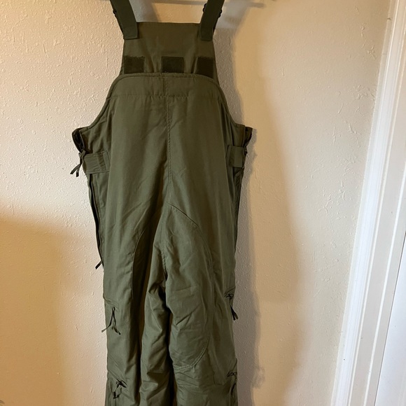 OVERALLS,MOUNTED CREWMEN’S AND AIRCREWMEN’S - Picture 5 of 10